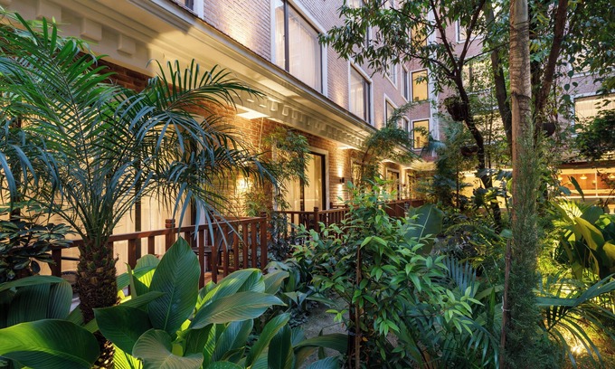 Thamel Hotel | Hotel Thrive, A Tropical Courtyard