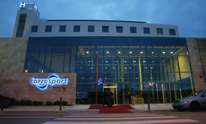 Torrelavega Hotel | Hotel Torresport