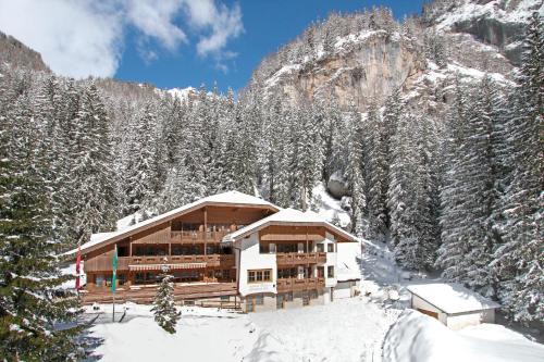Canazei Hotel | Hotel Villetta Maria Cottage