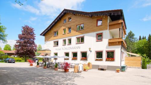 Alterschrofen Hotel | Hotel Waldmann