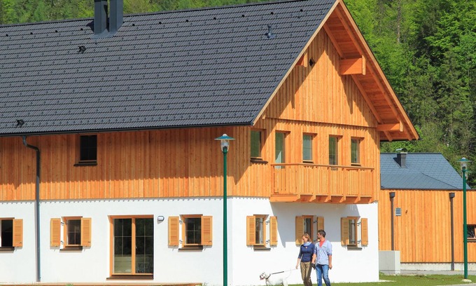 Obertraun House | House on Lake Hallstatt with parking