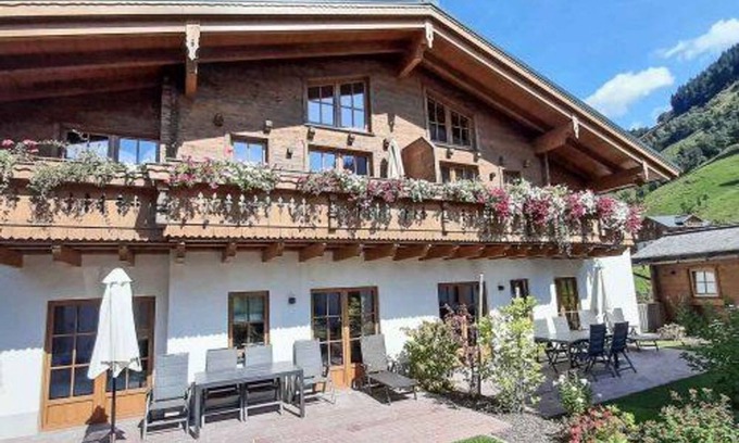 Rauris Apartment | House 1-06, WHG. 4 - Hochalmbahnen Chalet