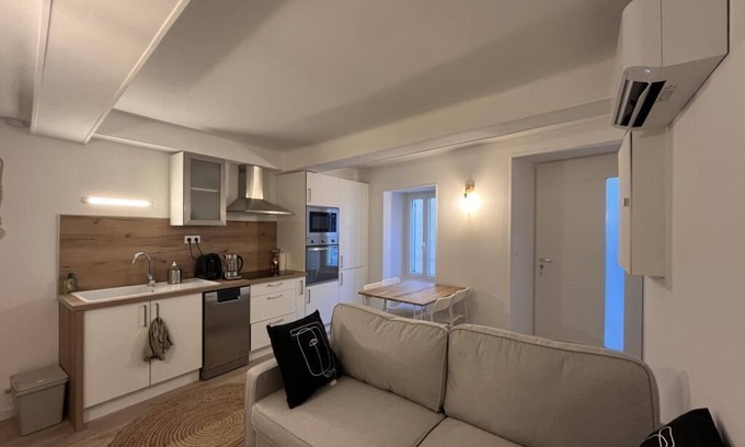 Saint-Chaptes House | House 1807 - Saint Chaptes