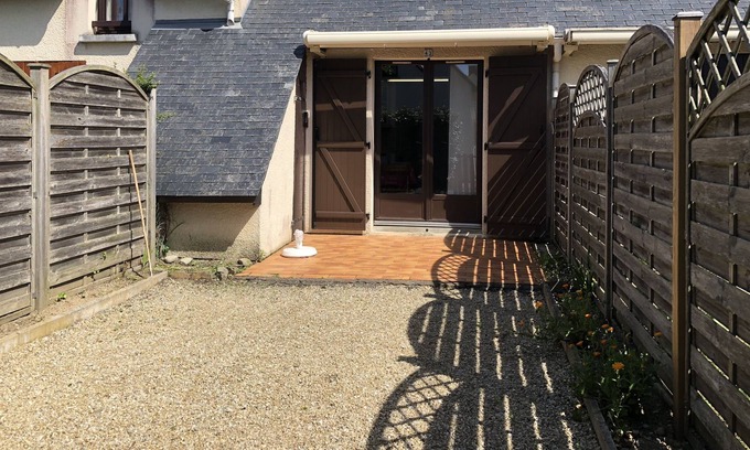 Clohars-Carnoet House | House 3 people - Residence with swimming pool - beach 300 m -