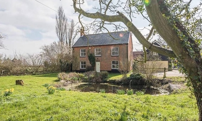 Framlingham House | House ∙ 4 bedrooms ∙ 8 guests