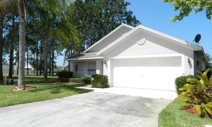 Florida Pines House | House ∙ 4 bedrooms ∙ 10 guests