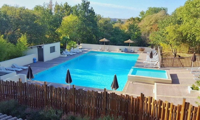 Montreal House | HOUSE 4A - Terrace, garden furniture, beautiful view, swimming pool, summer entertainment
