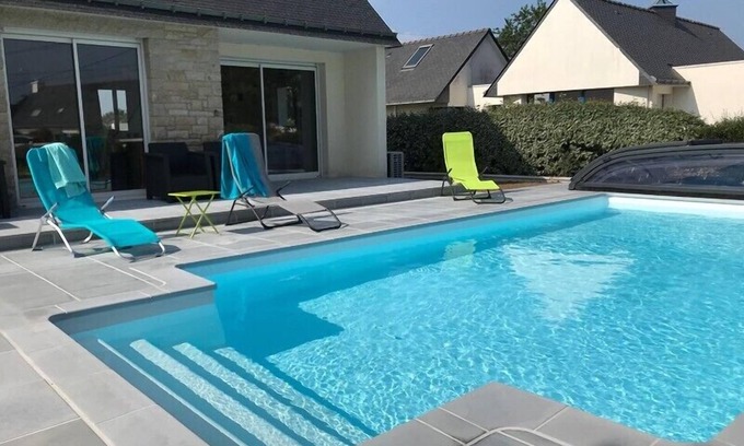 Sarzeau House | House 5 rooms 10 to 12 people with heated pool