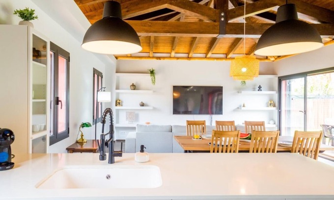 Palamos Villa | House Ananda with private pool and 5min from the beach