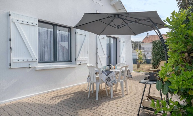 Tharon-Plage Ski Chalet | House avec jardin à 140m de la Plage