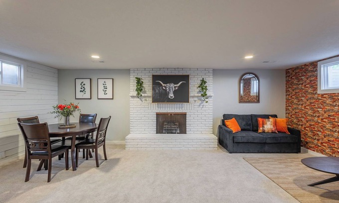 Boise House | House for 26 with Views, Bar, and Gym