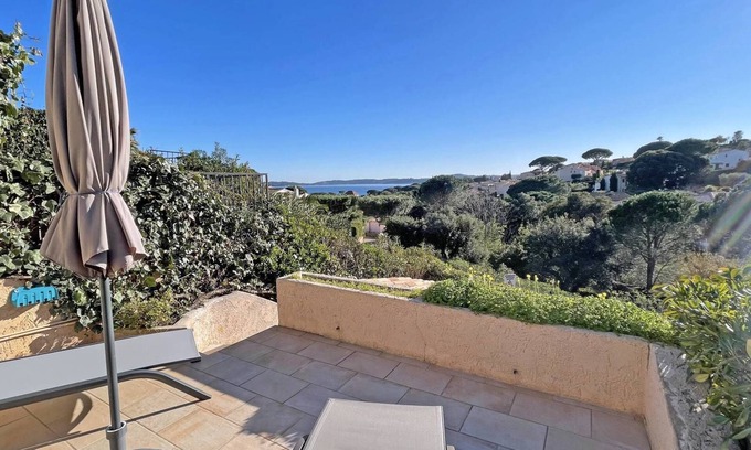 Sainte-Maxime House | House for 4 people - Sea view - Swimming pool - Air conditioning - WiFi - Near beach - Sainte Maxime