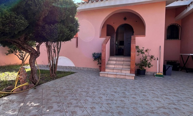 S'oru e Mari House | House for exclusive use a stone's throw from the beach