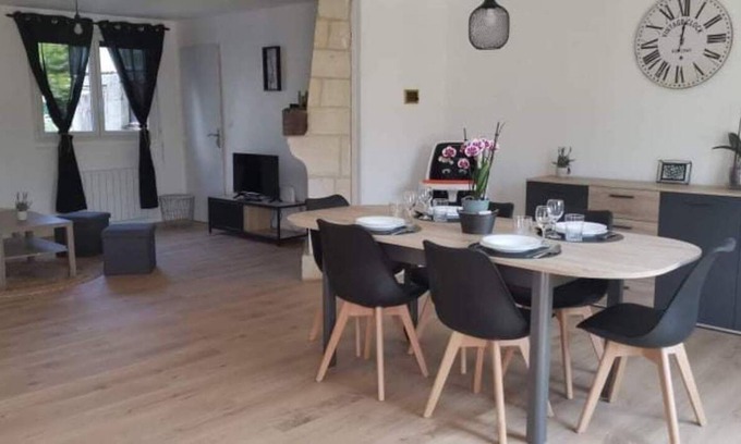 Ablon House | House in the countryside with private jacuzzi!