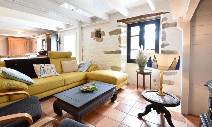 Cleden-Cap-Sizun House | House full of charm with garden,10min from the Pointe du Raz