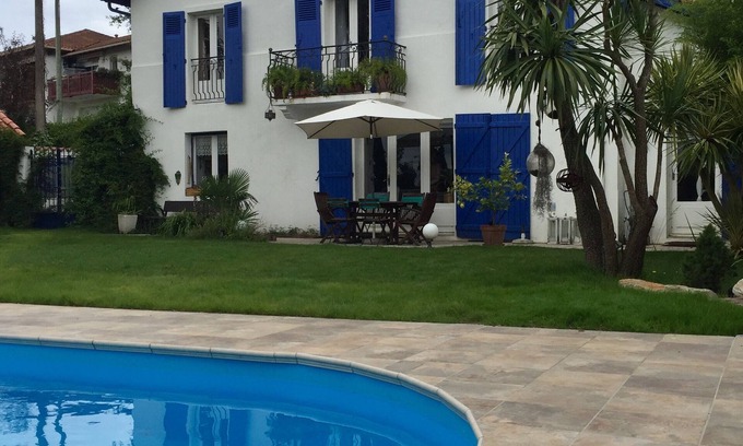 Hendaye House | HOUSE HISTORY 1850 4 STARS T5