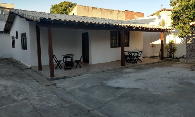 Sao Cristovao House | HOUSE IN CABO FRIO, SPACIOUS, 2 BEDROOMS NEAR THE BEACH OF DUNES AND COMMERCE.