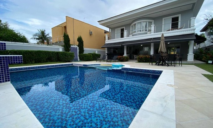 Jardim Acapulco Condo | House in gated community in Jardim Acapulco