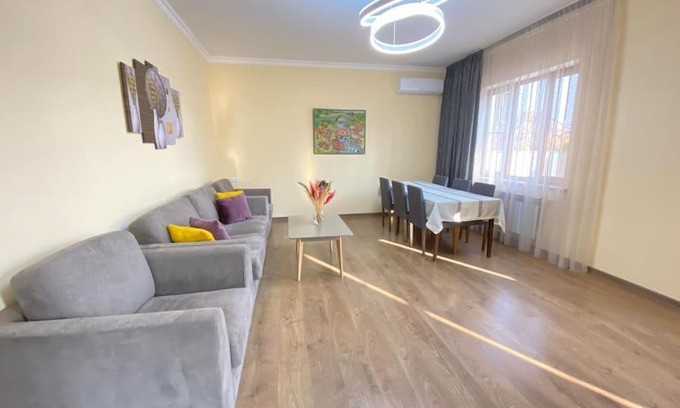 Arinj House | House in Yerevan with backyard&garage