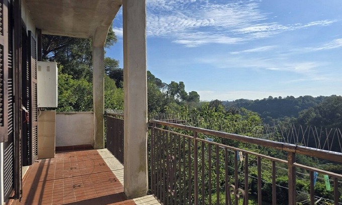 Cassia Apartment | House Isola Farnese Rome, in the medieval village of the capital 20 min from the center.