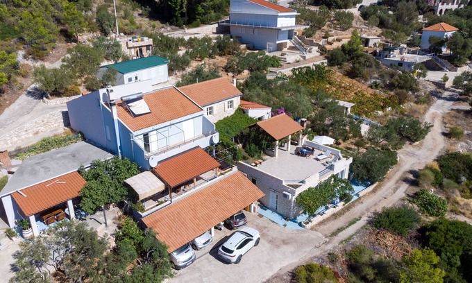 Sveta Nedjelja House | House Jadranka (38121-K1) - Ivan Dolac - island Hvar