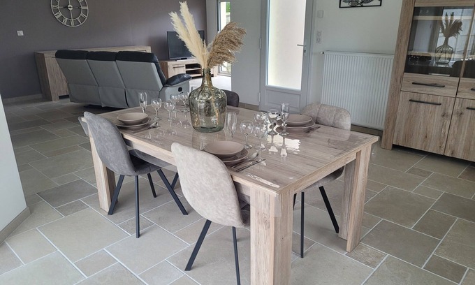 Creances House | House located in a quiet cul-de-sac, close to the dunes.