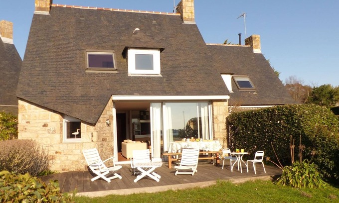 Saint-Philibert Ski Chalet | House near Presses beach in Saint Philibert