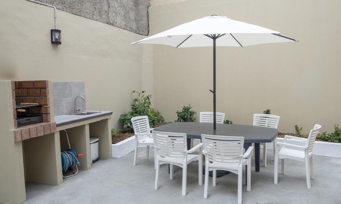 La Garita House | House near the beach private terrace with barbecue by Lightbooking