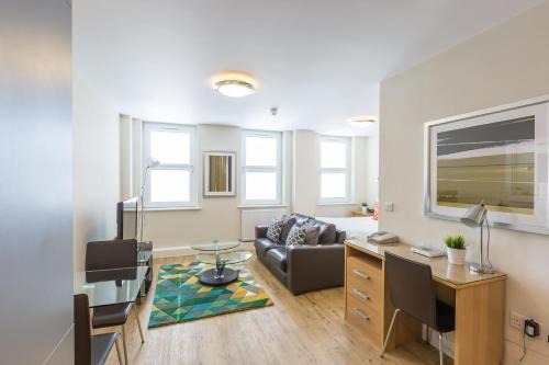 Camberley Apartment | House of Fisher - Central House