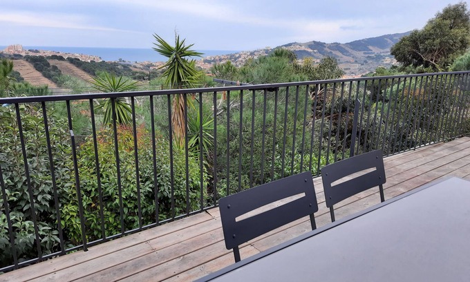 Banyuls-sur-Mer House | House on the heights of Banyuls-sur-Mer, sea view, 5 rooms, sleeps 8