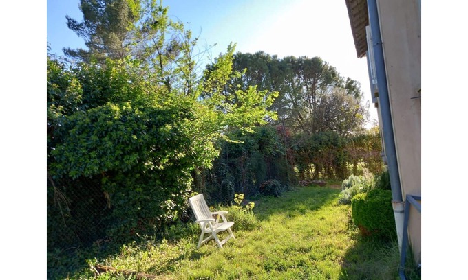 Villes-sur-Auzon House | House on the road to Nesque
