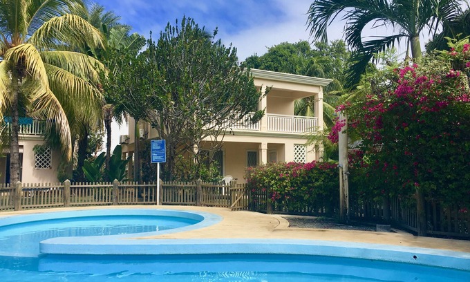 Flic-en-Flac House | House Seaside & Pool - Flic en Flac (B)