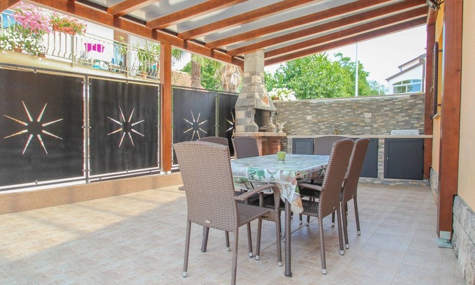 Krizine House | House Sv. Ivan for a perfect location in a small village, only 50m to the beach