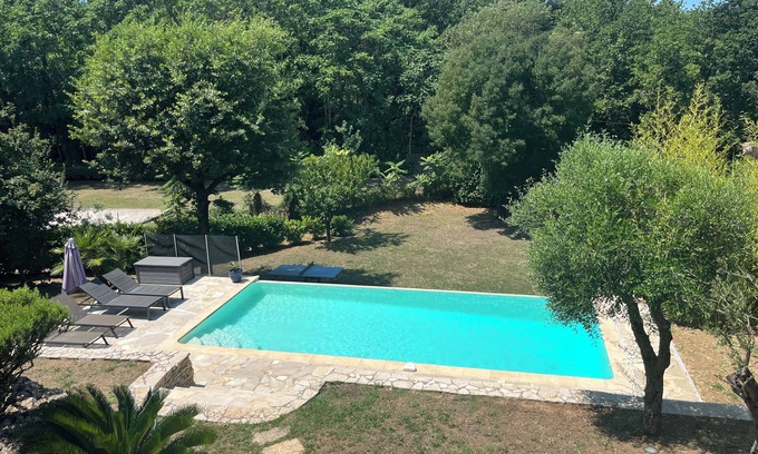 Valbonne Villa | House/Villa - 4 Rooms - 6 Persons House With Garden
