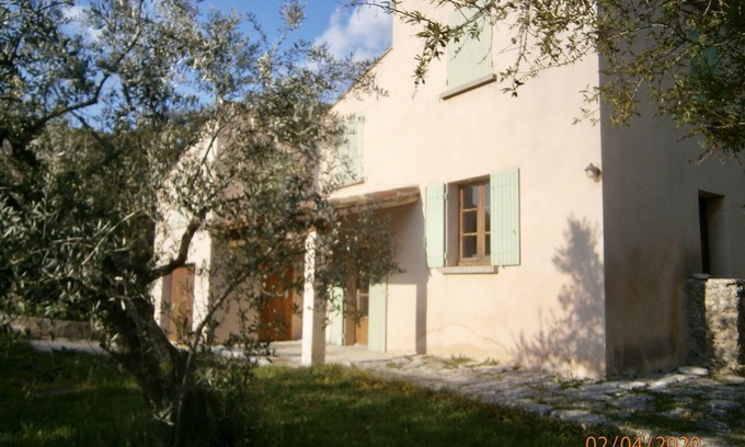 Saint-Pierre-de-Vassols House | House with breathtaking views for 8/9 persons