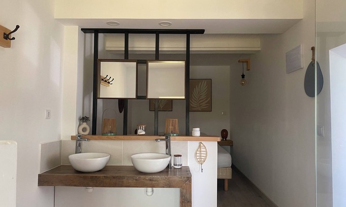 Macanet de la Selva Apartment | House with pool and spa
