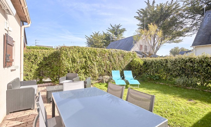 Guerande House | House with garden, 8 minutes Beach LA BAULE, residence with swimming pool