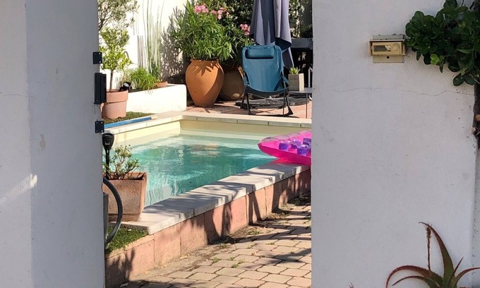 Martigues House | House with garden and pool 200M from the beach