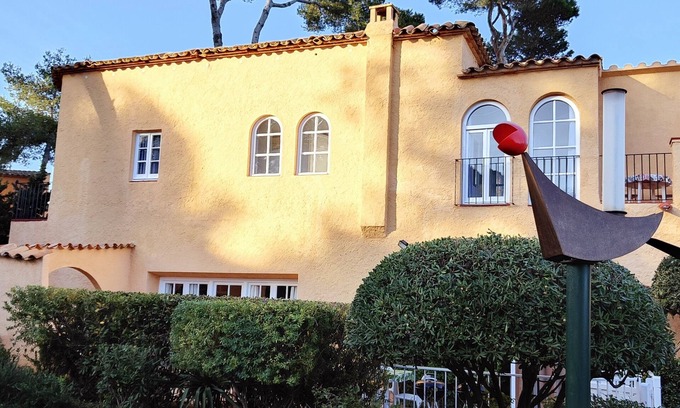 La Fosca House | House with garden at 30 meters from the sand beach of la Fosca.