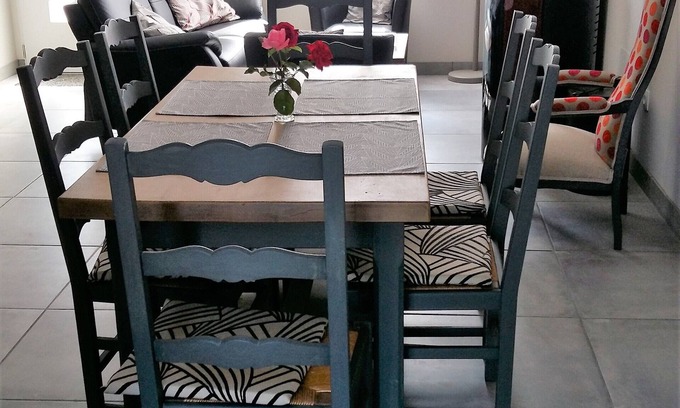 Tourlaville House | HOUSE with garden in Cherbourg en Cotentin, 10 minutes from the sea, 9 p, free wifi