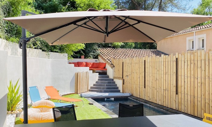 Saint-Gely-du-Fesc House | House with pool between river and sea