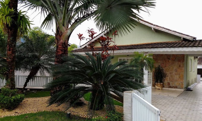 Morada da Praia House | House With Pool In Condo Address Beach