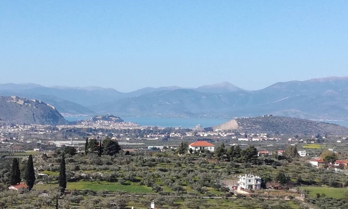 Nea Tirintha House | House with view in Nafplio 389184