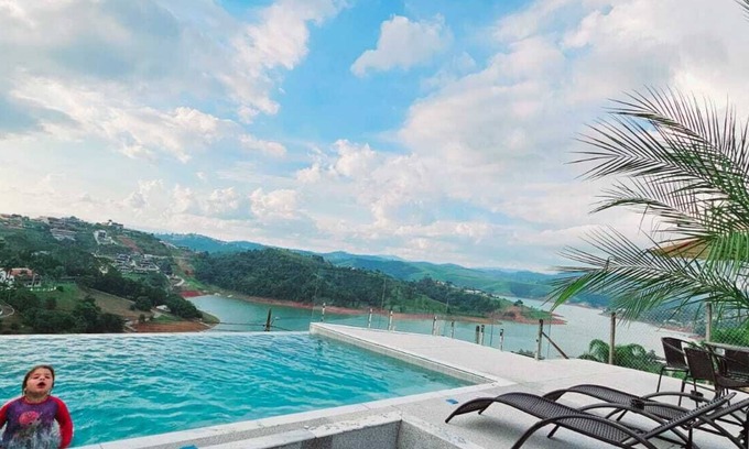 Igarata Cottage | House with Wonderful View of Igarata Dam