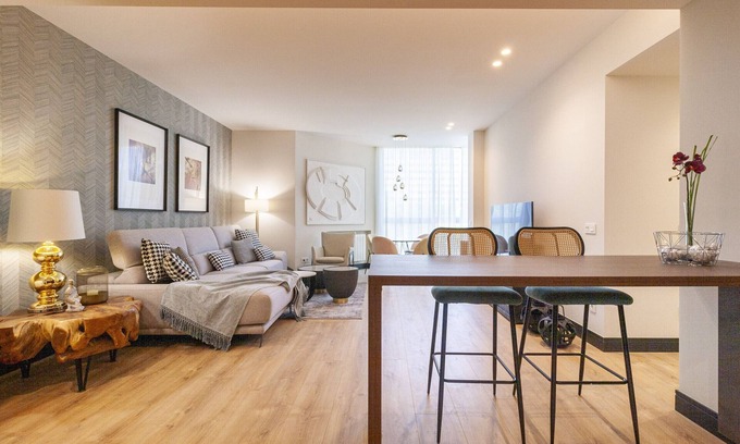 Castillejos Apartment | Housing Castellana I by Sharing Co