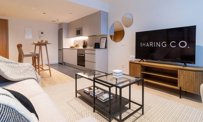 Nueva Espana Apartment | Housing Castellana X X X I V (34) by Sharing Co