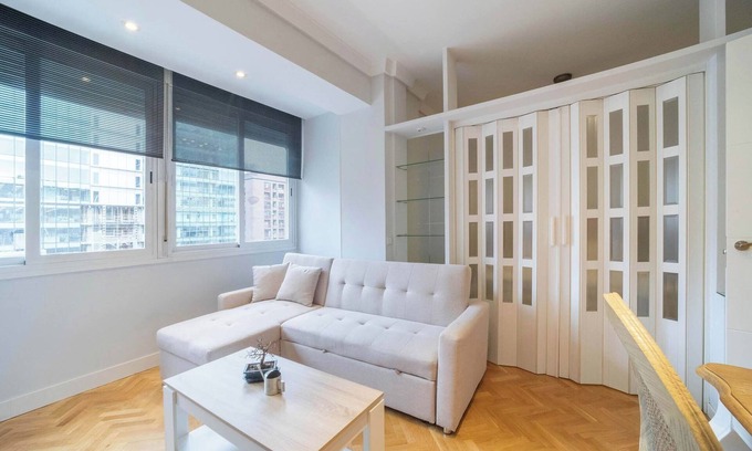 Castillejos Apartment | Housing Poeta Joan Maragall I by Sharing Co