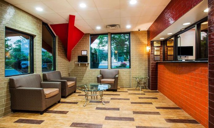 North Plainfield Hotel | Howard Johnson by Wyndham North Plainfield