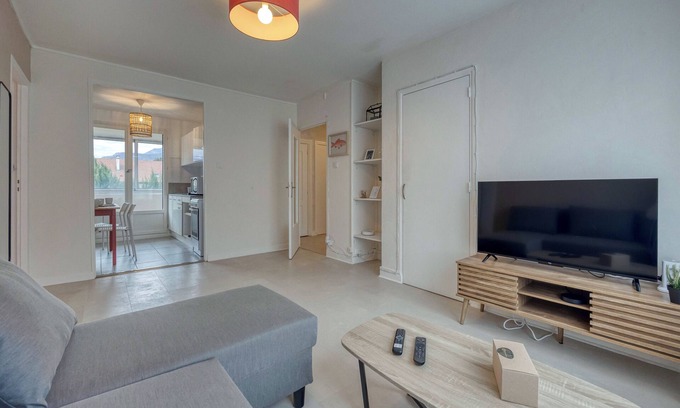 Saint-Martin-d'Heres Apartment | #HQ | Les Zenith Colors 🎨 | Agréable T4 at SMH
