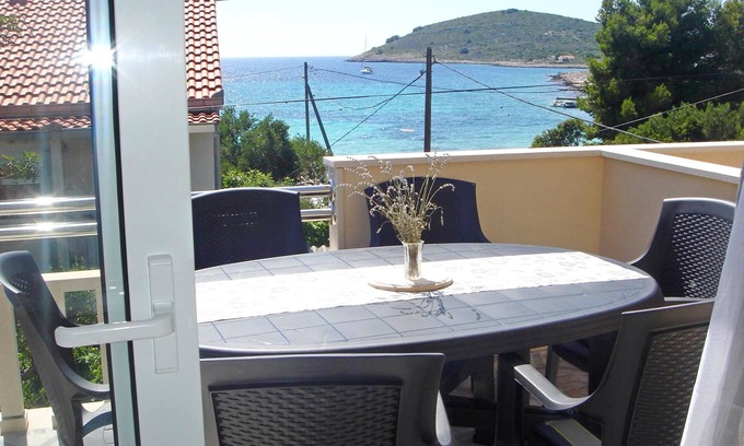 Drvenik Mali Apartment | Apartments Mira (43461-A2) - Drvenik Mali - island Drvenik Mali